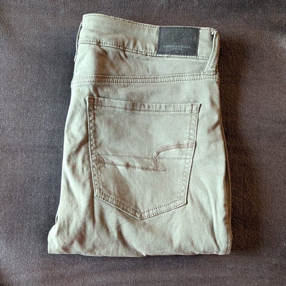 American Eagle Outfitters Hi-Rise Moto Jegging in Military Green - Picture 5 of 7